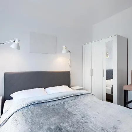 Dembowskiego - Unique Štetín