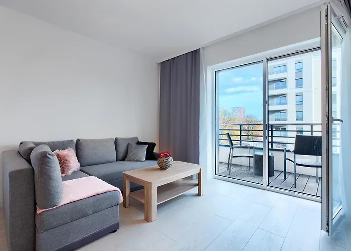 Dembowskiego - Unique 슈체친