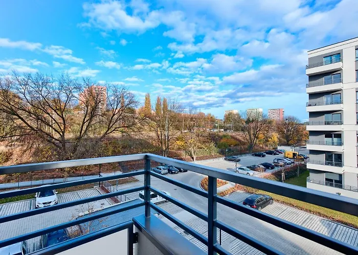 Dembowskiego - Unique * 슈체친